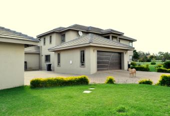 Opulence Lodge, Pretoria, South Africa has Balcony rooms