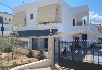 Vila Avni Likometi allows 18 year olds to book a room