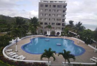 Hermoso departamento vacacional en Same junto al mar has Balcony rooms