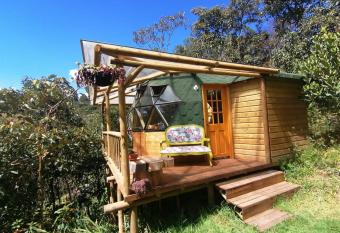 Charapa Caba  a allows 18 year olds to book a room