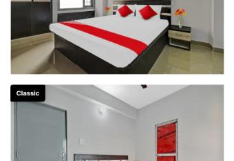 Royal Palm Guest House has Balcony rooms