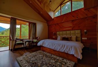 Haven Seven14 has Balcony rooms