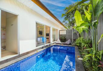 Le Cielo Romantic Villas by Maviba allows 18 year olds to book a room