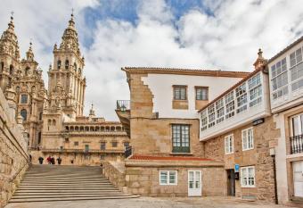 Hotel Plaza Obradoiro allows 18 year olds to book a room