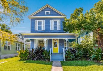 Soul Happy has Balcony rooms