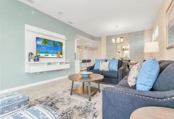 Duck House at Storey Lake #992 by Shine Villas has Balcony rooms