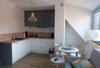 Apartamenty Ko  o Brzegu allows 18 year olds to book a room