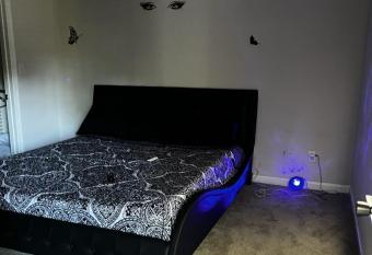 La Flare Quiet Getaway Near Woods! Great Amenties Outdoor Pool & Fire Pit! has Balcony rooms