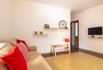 Casa Vacanze il Rossantico has Balcony rooms