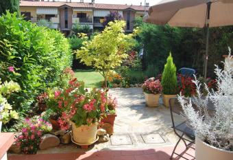 Casa Grazia has Balcony rooms