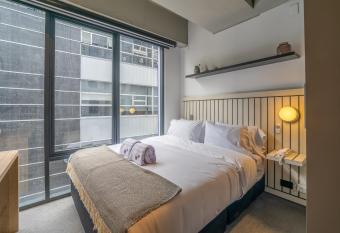 Wynwood House 100 has Balcony rooms