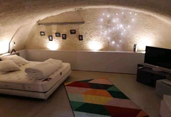 Metz ancienne ville appartement atypique allows 18 year olds to book a room