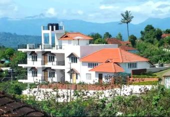 TempleVue CoupleStay in Coorg-Hill View-Netflix-Walkable to Convenience Store and Restaurants. allows 18 year olds to book a room