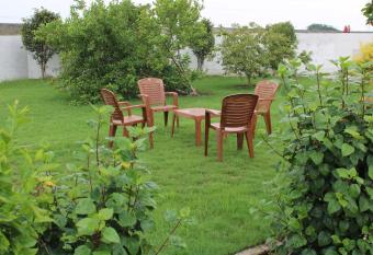 AARYA FARMS has Balcony rooms