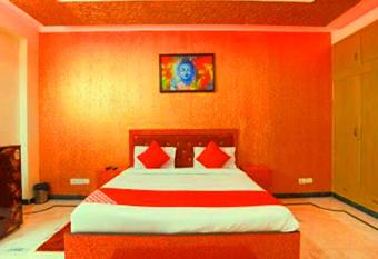 Stay hotel has Balcony rooms