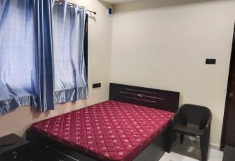 Hotel Eternity Inn By WB Inn allows 18 year olds to book a room