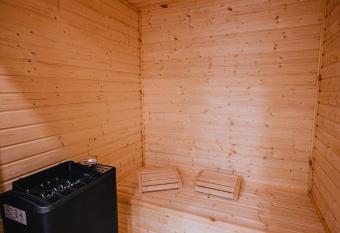 B&BIO SPA allows 18 year olds to book a room