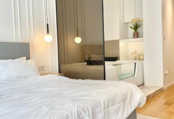 Bulevard57 allows 18 year olds to book a room