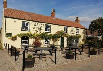 The Castle Arms Inn allows 18 year olds to book a room