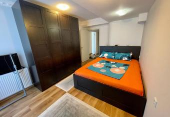 Terrace apartments otopeni ! has rooms with a private hot tub