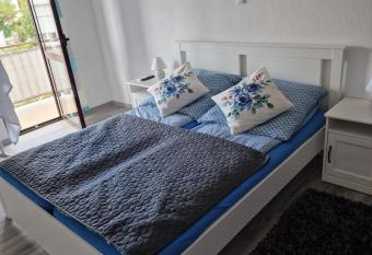 Villa Bravo has Balcony rooms