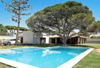 CASA DAGO has Balcony rooms