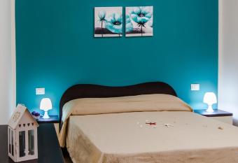 Casa vacanze Biondo allows 18 year olds to book a room