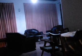 Dasun Home has Smoking rooms