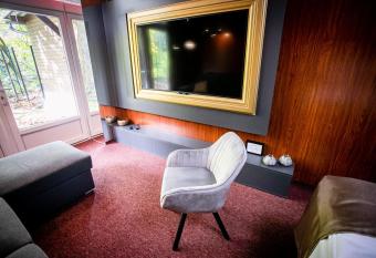 Motel 1 has Balcony rooms