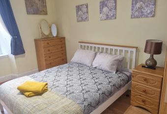 Nanny Bambi s highland hoose allows 18 year olds to book a room