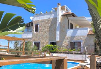 Casa Vacanze Fiore has Balcony rooms