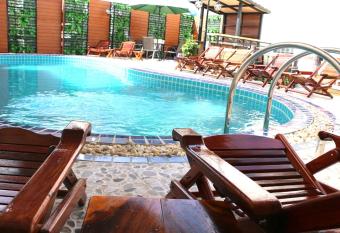 Mali Namphu Hotel has Balcony rooms