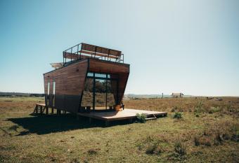 Valle Fiori allows 18 year olds to book a room