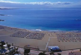 Los Cristianos centre Apartment has Balcony rooms