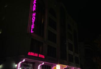 Askar has Smoking rooms