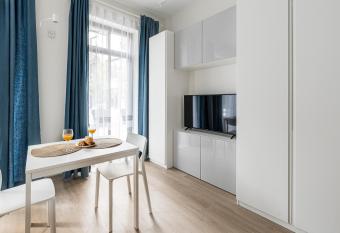 Angel House Vilnius, 16 allows 18 year olds to book a room