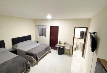 Espa  a Suites Hotel allows 18 year olds to book a room