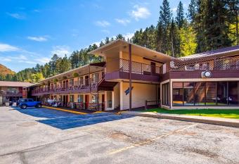 Deadwood Miners Hotel & Restaurant has Balcony rooms
