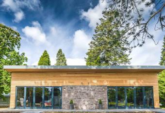 Garden Room Lodges allows 18 year olds to book a room