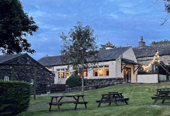 Cross Keys Inn allows 18 year olds to book a room