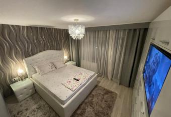 Amira has Balcony rooms