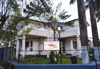 Villas By Hangout allows 18 year olds to book a room