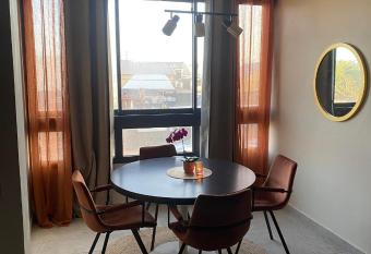 Le Suffren has Balcony rooms