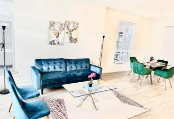 Brand new Cheerful 3 Bedroom 3 Bathroom TownHouse has Balcony rooms