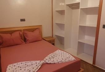 House of Imsouane 5 allows 18 year olds to book a room