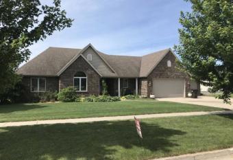 Boone Iowa Vacation Rental has Balcony rooms