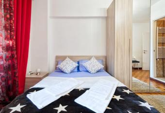 Venice City of Art Residence allows 18 year olds to book a room