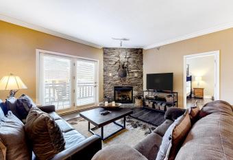 Baskins Creek 105 has Balcony rooms