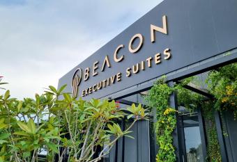 Lavish Beacon Executive Suites by Bin Dao Wu Homestay Penang has Balcony rooms