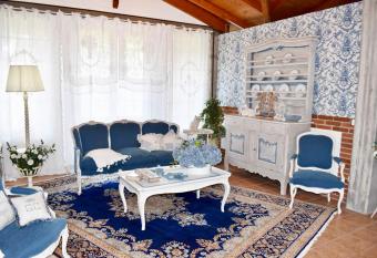 La Rosa Bianca allows 18 year olds to book a room